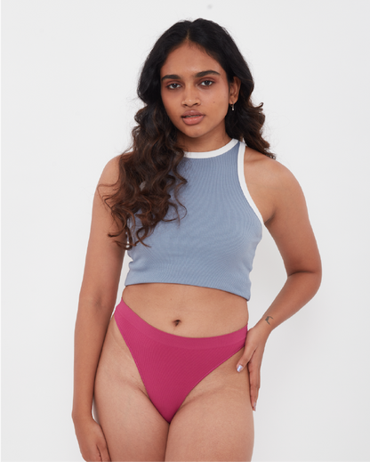 Dream Comfort Seamless Thong Magenta Pink